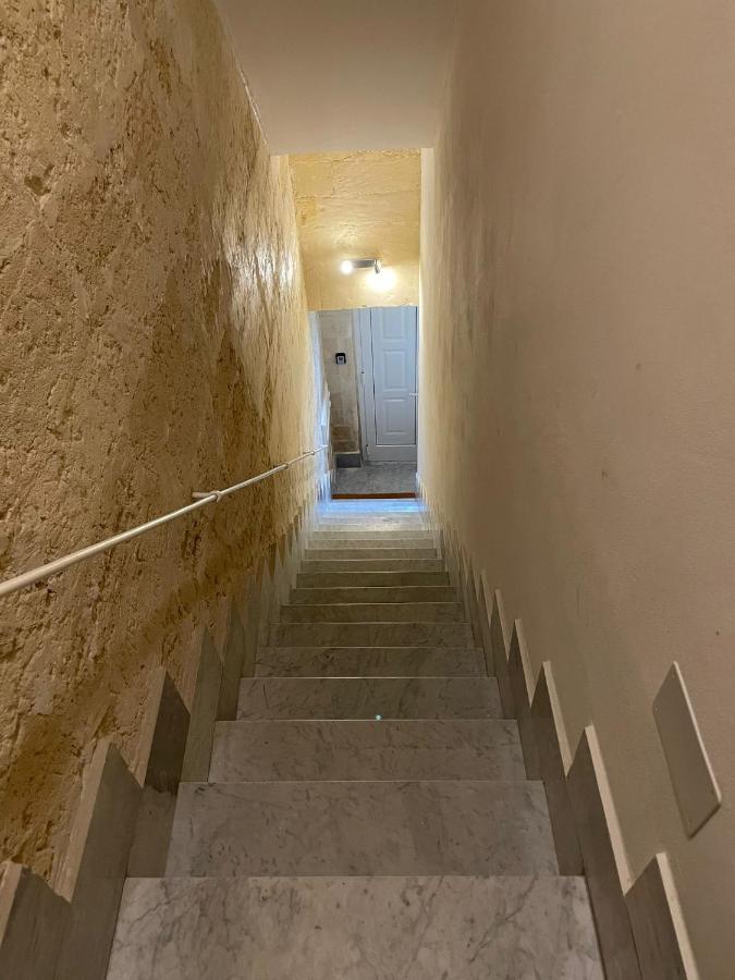Casa Caracciolo Apartment เลชเช ภายนอก รูปภาพ