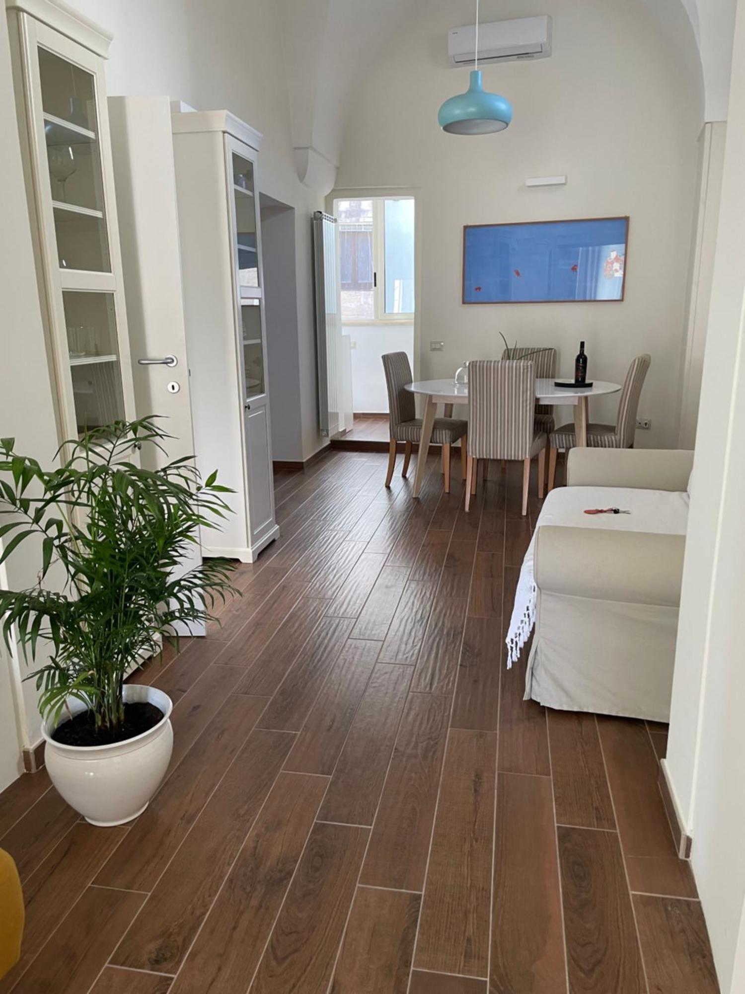 Casa Caracciolo Apartment เลชเช ภายนอก รูปภาพ