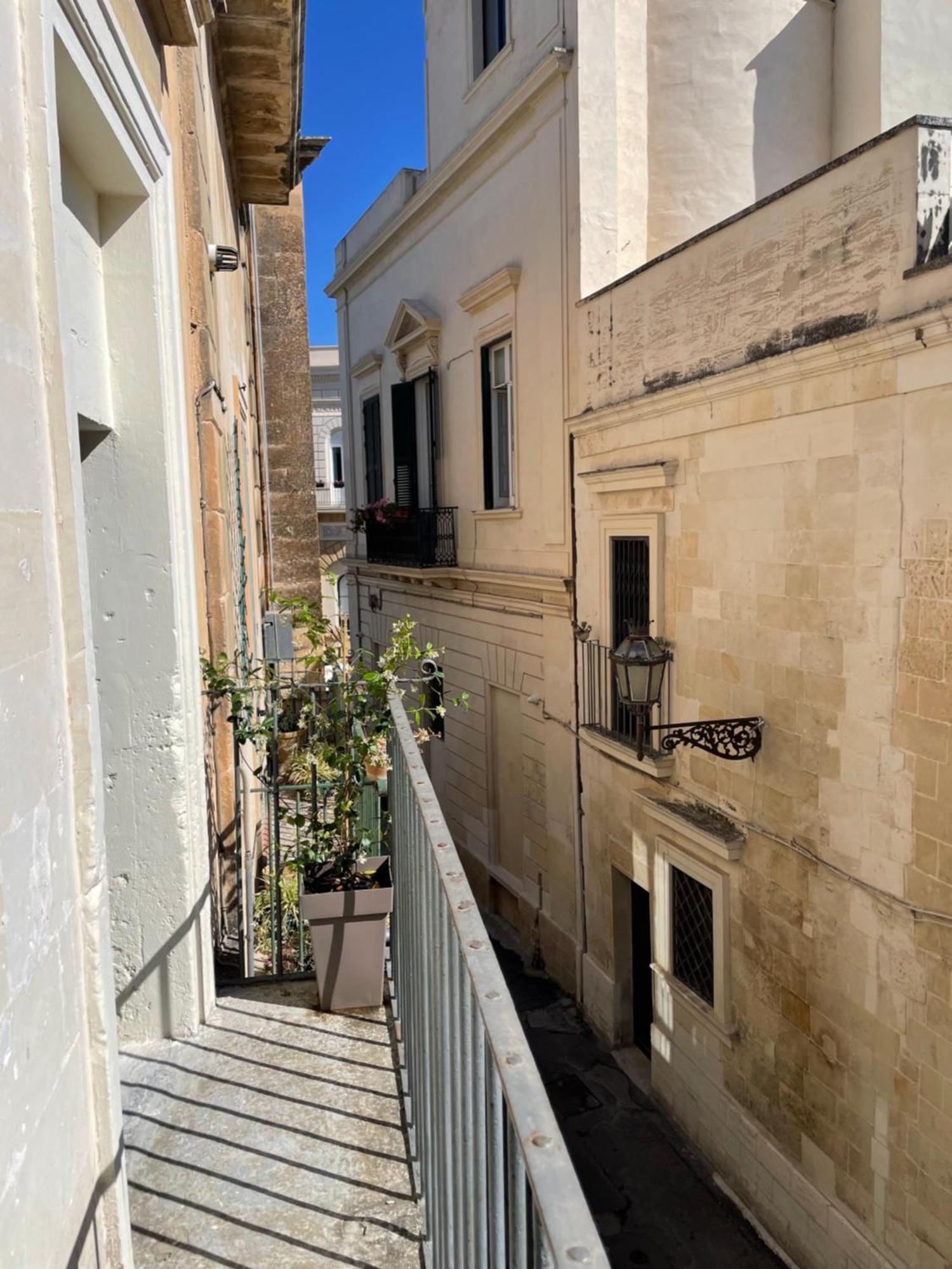Casa Caracciolo Apartment เลชเช ภายนอก รูปภาพ